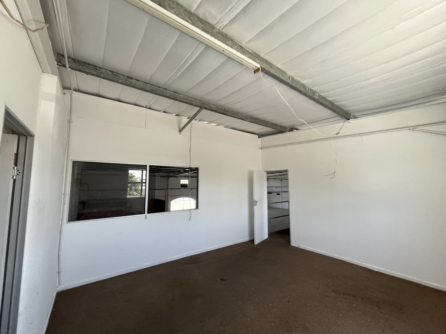 To Let commercial Property for Rent in Sanddrift Western Cape